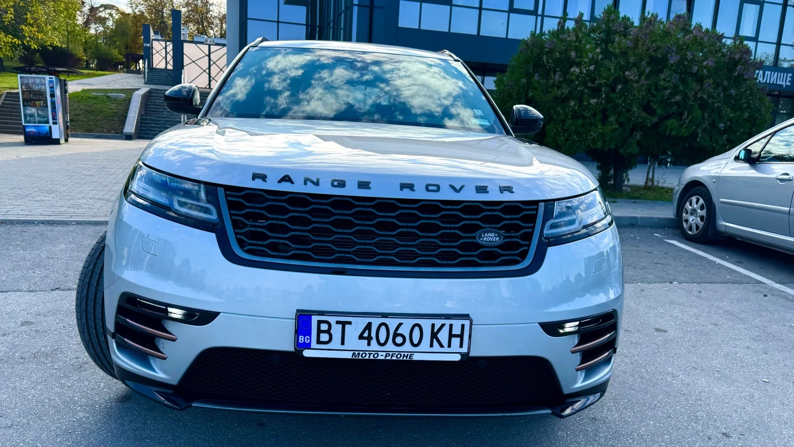 Land Rover Range Rover Velar R-dynamic - изображение 5