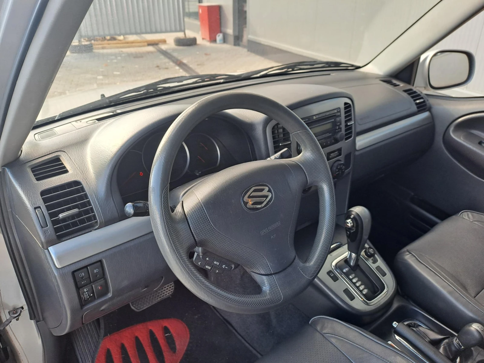 Suzuki Grand vitara 2.5 V6 JLX AUTOMATIC | Mobile.bg — изображение 10