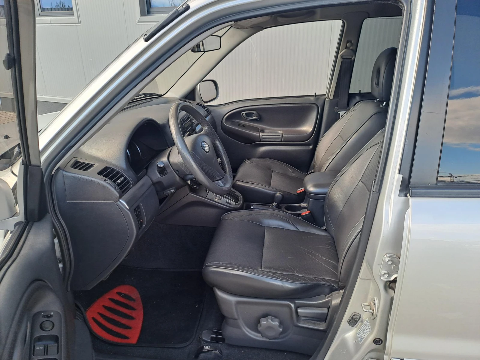 Suzuki Grand vitara 2.5 V6 JLX AUTOMATIC | Mobile.bg — изображение 9