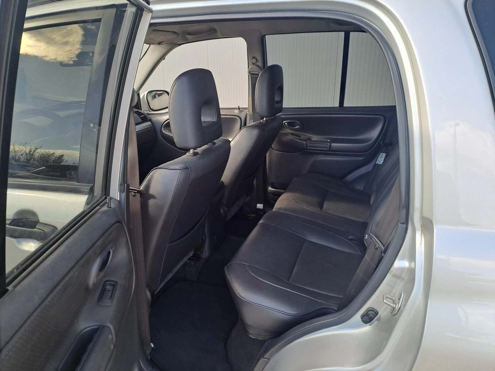 Suzuki Grand vitara 2.5 V6 JLX AUTOMATIC | Mobile.bg — изображение 8