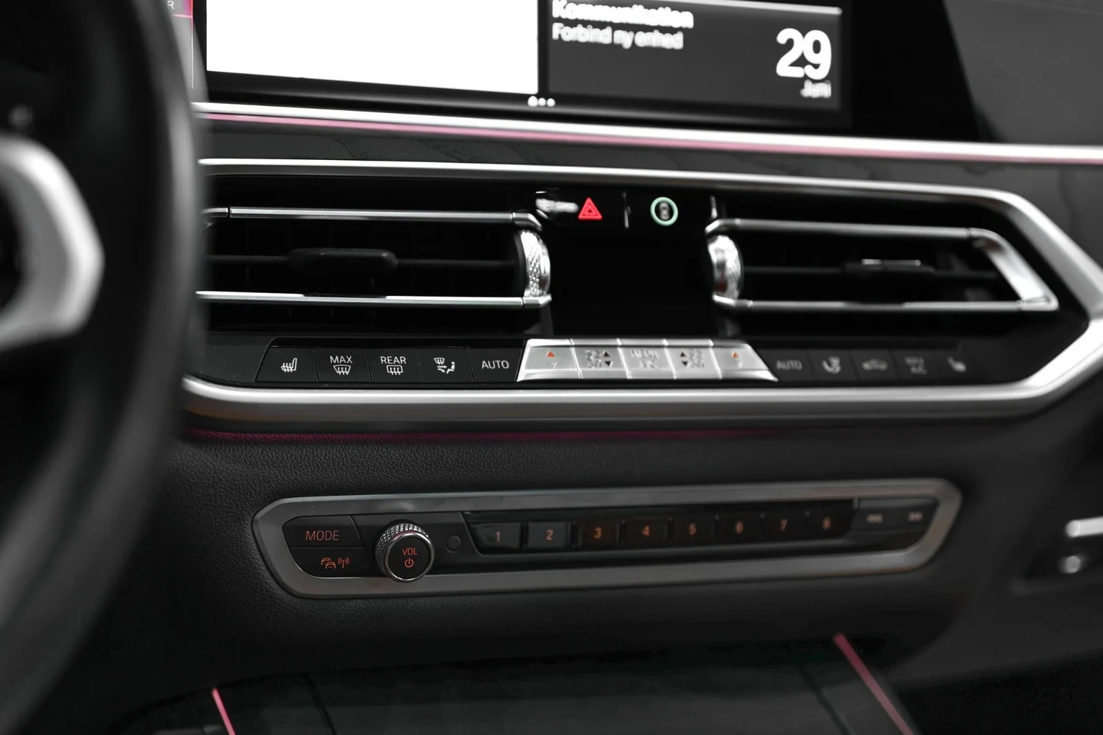 BMW X7 M50D/xDRIVE/400HP/PANO/360/LASER/ACC/MASSAGE/890f | Mobile.bg   11