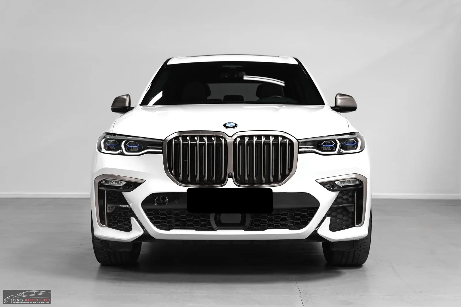 BMW X7 M50D/xDRIVE/400HP/PANO/360/LASER/ACC/MASSAGE/890f - изображение 2