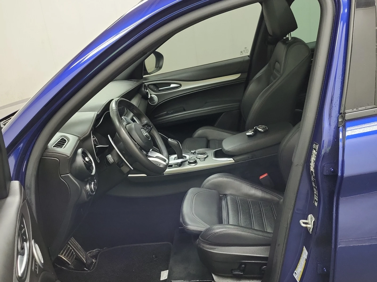 Alfa Romeo Stelvio TI Sport AWD 280кс * Възможност за Лизинг*  - изображение 7