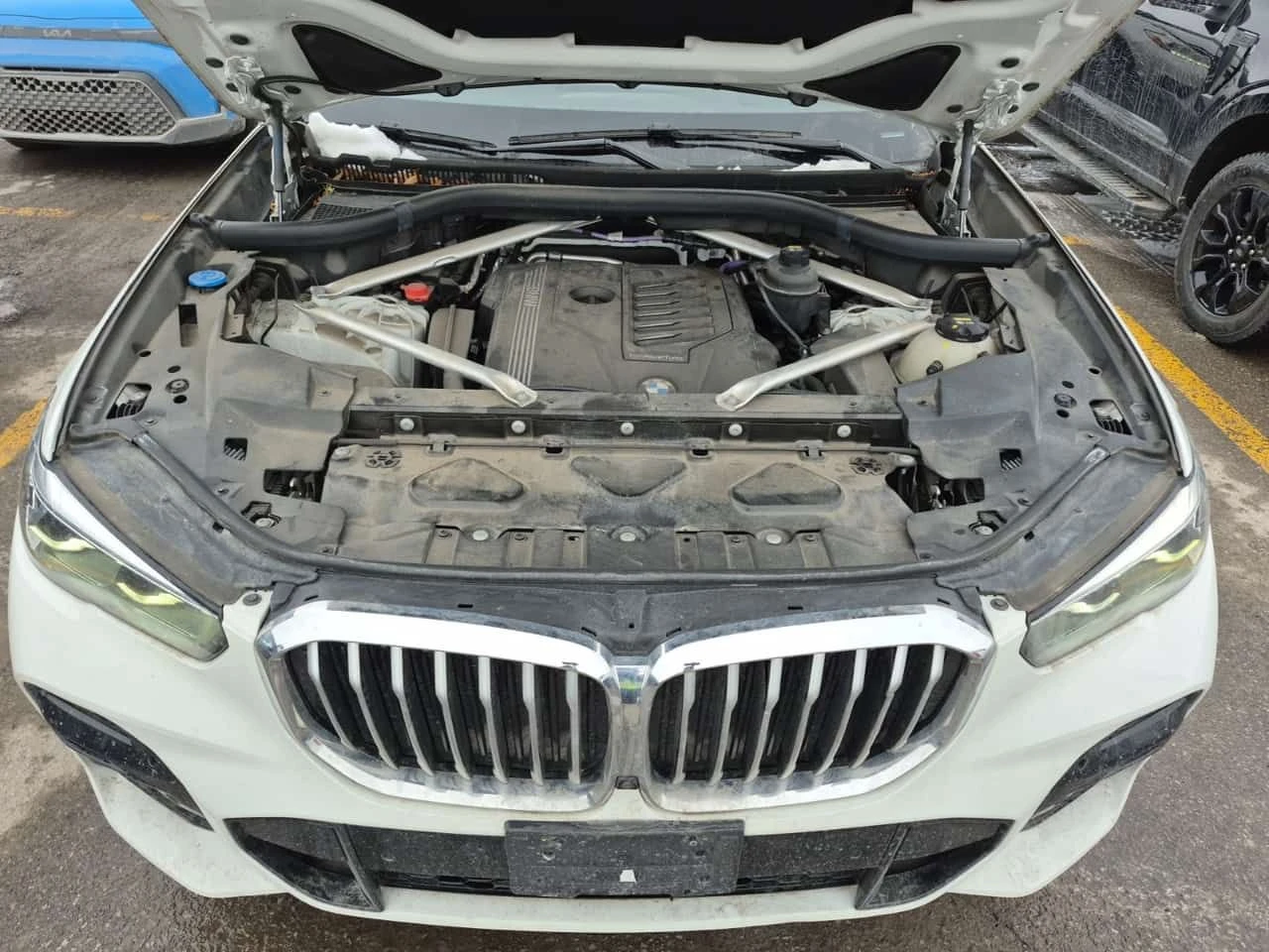 BMW X5 * XDRIVE40I M-pack* 360КАМЕРИ* ПАНОРАМА* , снимка 17 - Автомобили и джипове - 53953733