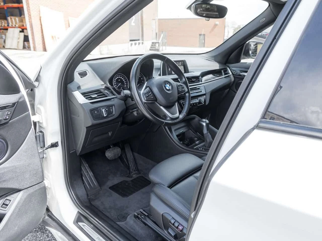 BMW X1 * xDrive28i * CARFAX * ЦЕНА ДО БГ, снимка 8 - Автомобили и джипове - 54483184