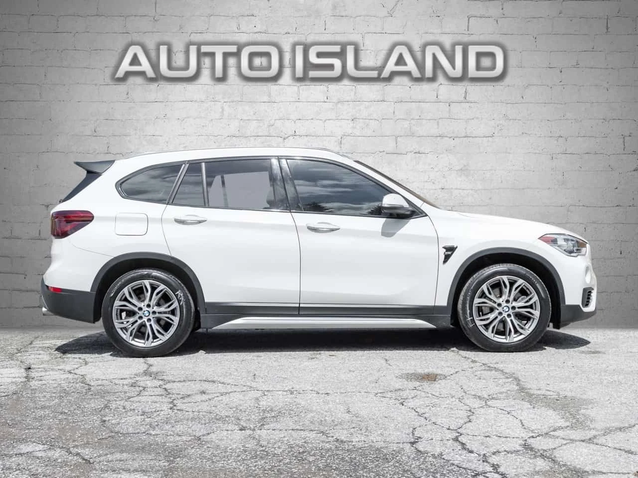 BMW X1 * xDrive28i * CARFAX * ЦЕНА ДО БГ, снимка 3 - Автомобили и джипове - 54483184