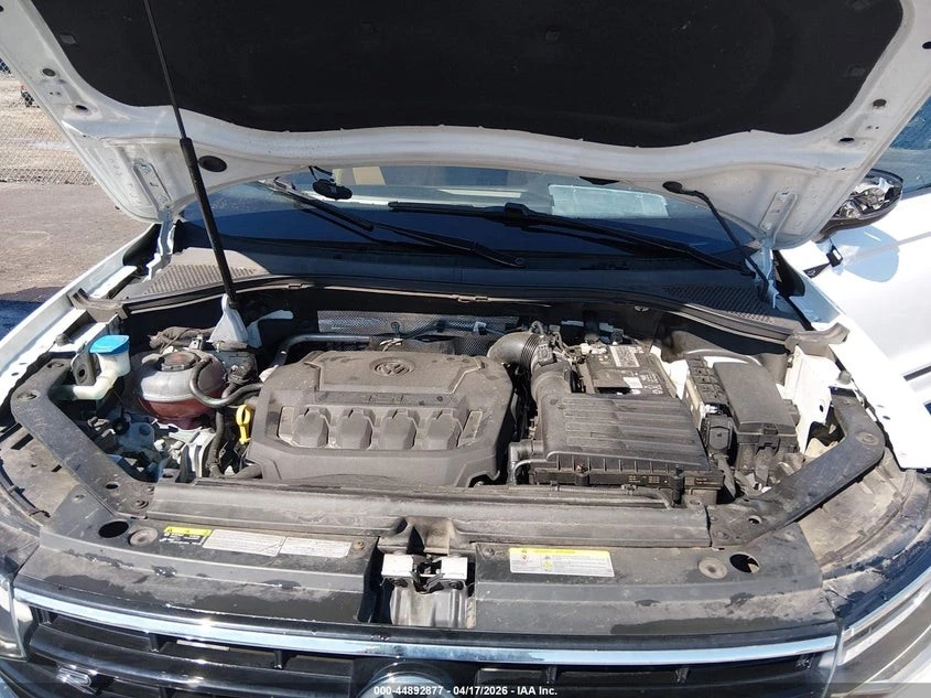 VW Tiguan 2.0T SE R-LINE SHADOW BLACK, снимка 9 - Автомобили и джипове - 54959267
