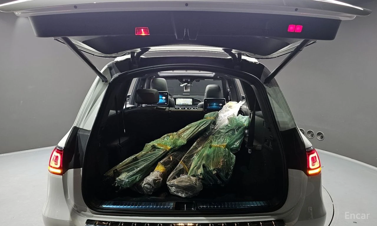 Mercedes-Benz GLS580 ДИСТРОНИК * ОБДУХВАНЕ * HEAD-UP * BURMESTER, снимка 6 - Автомобили и джипове - 55060935