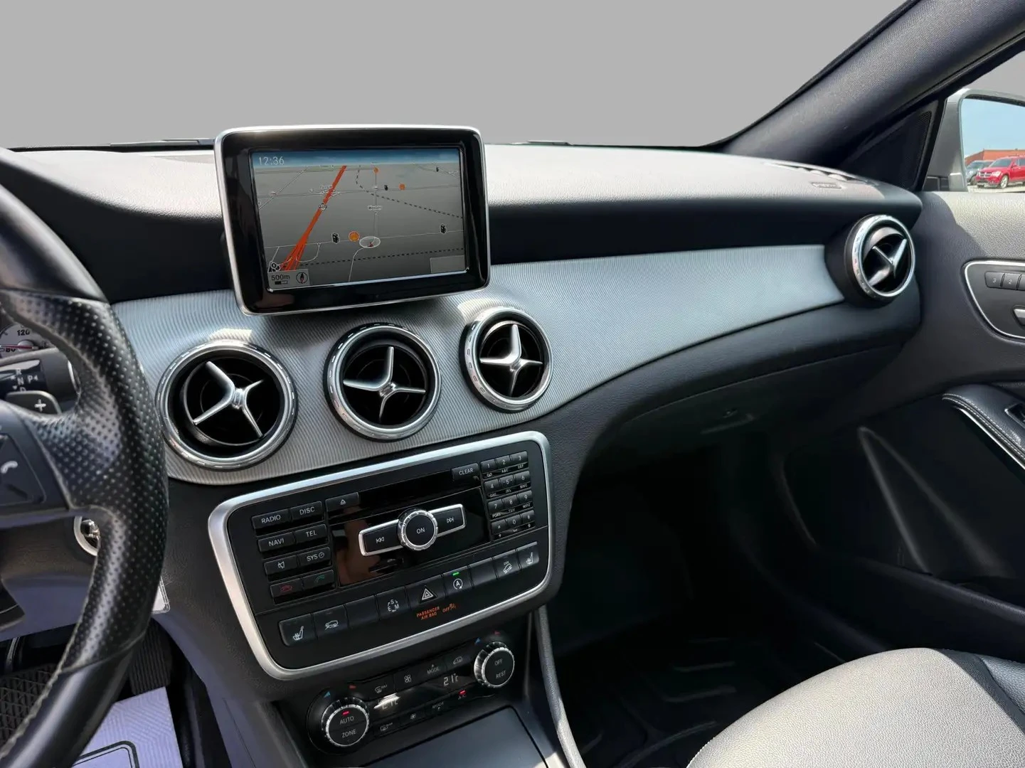Mercedes-Benz GLA 250 4Matic ЦЕНА ДО БЪЛГАРИЯ РЕГИСТРАЦИЯ & АВТОКРЕДИТ, снимка 14 - Автомобили и джипове - 55392840