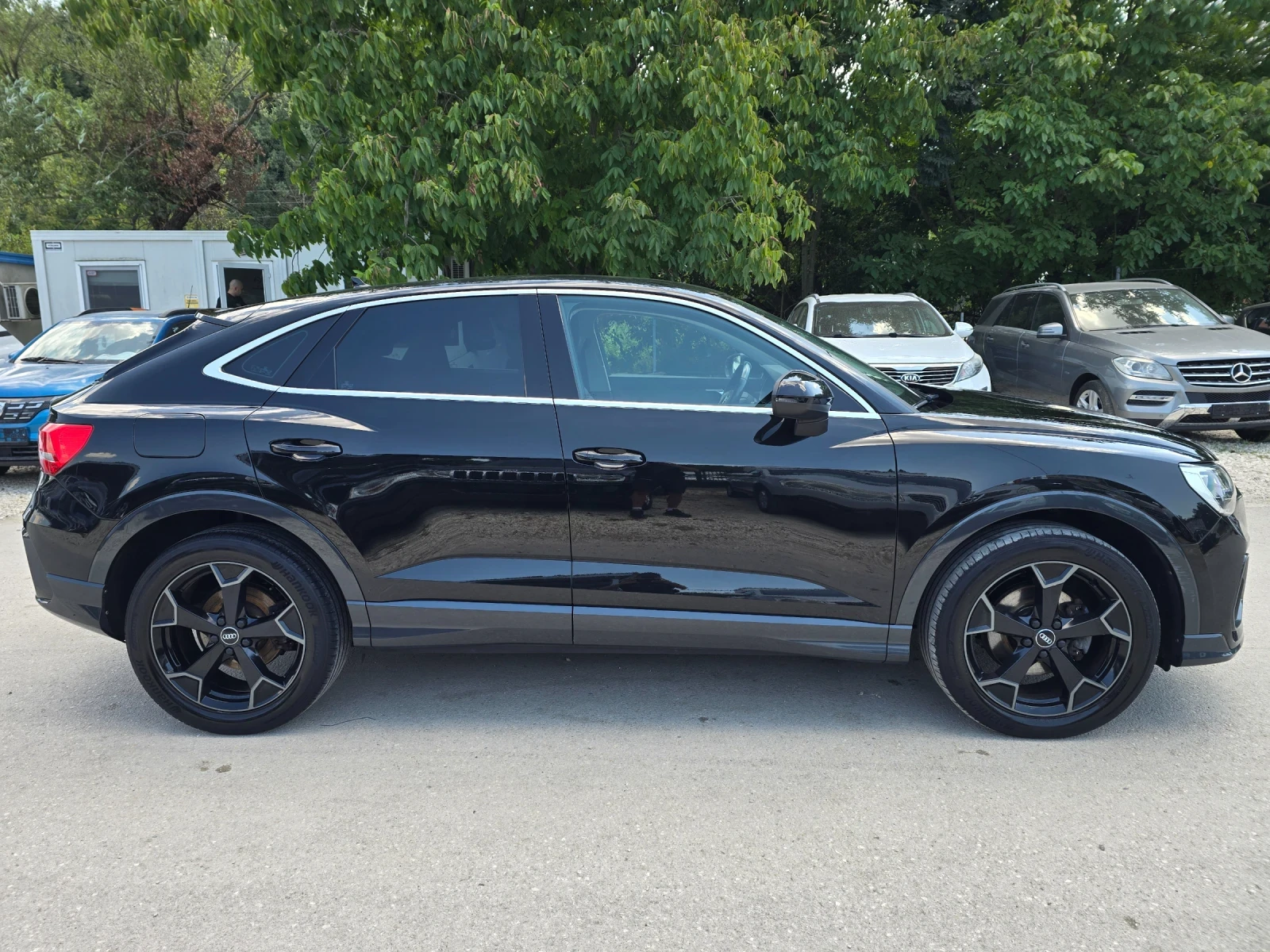 Audi Q3 Sportback 35TDI 150к.с Топ състояние , снимка 8 - Автомобили и джипове - 55586475
