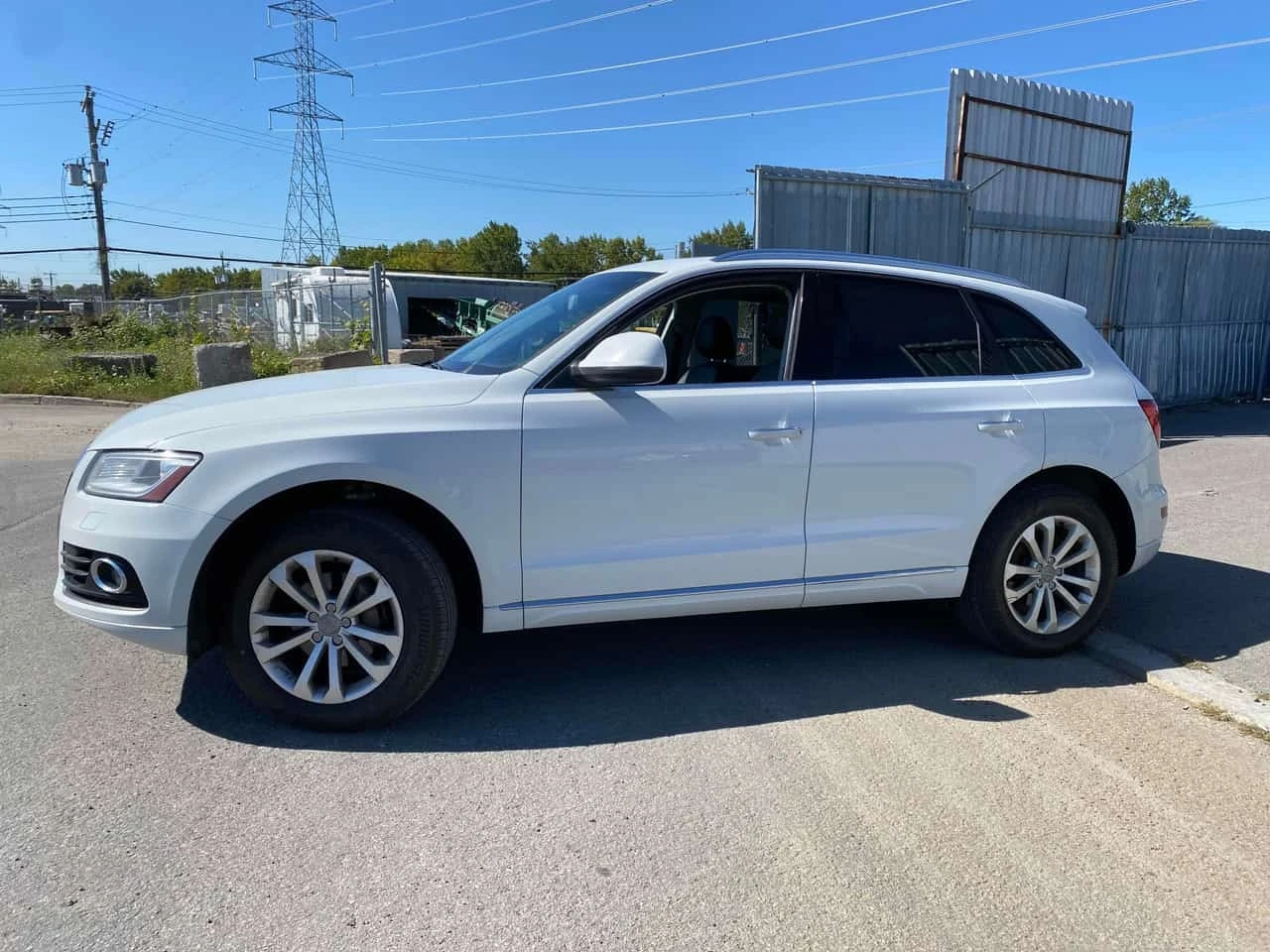 Audi Q5 * 2.0T Progressiv * АВТОКРЕДИТ * , снимка 3 - Автомобили и джипове - 56650445