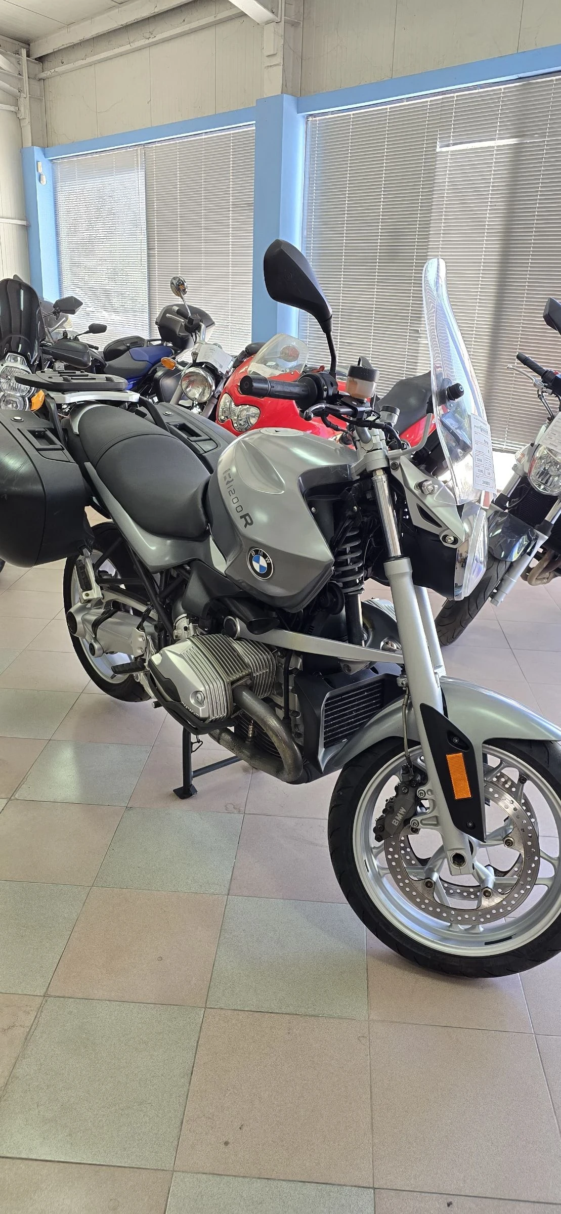 BMW R 1200 R Лизинг! - изображение 3