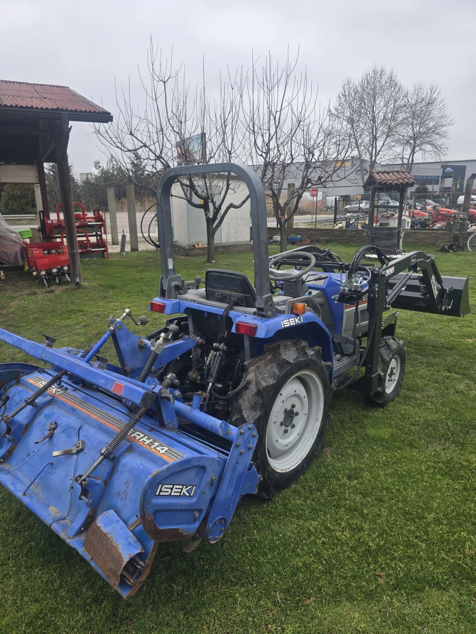 Трактор ISEKI Hunter 20с челен товарач - изображение 5