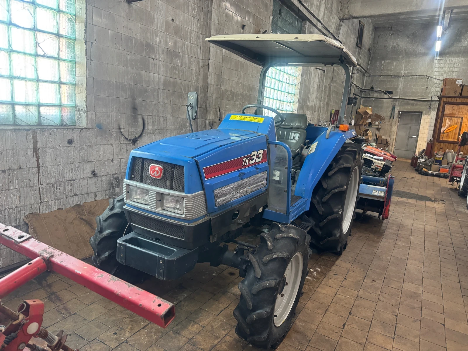 Трактор ISEKI TK33, снимка 3 - Селскостопанска техника - 54211070