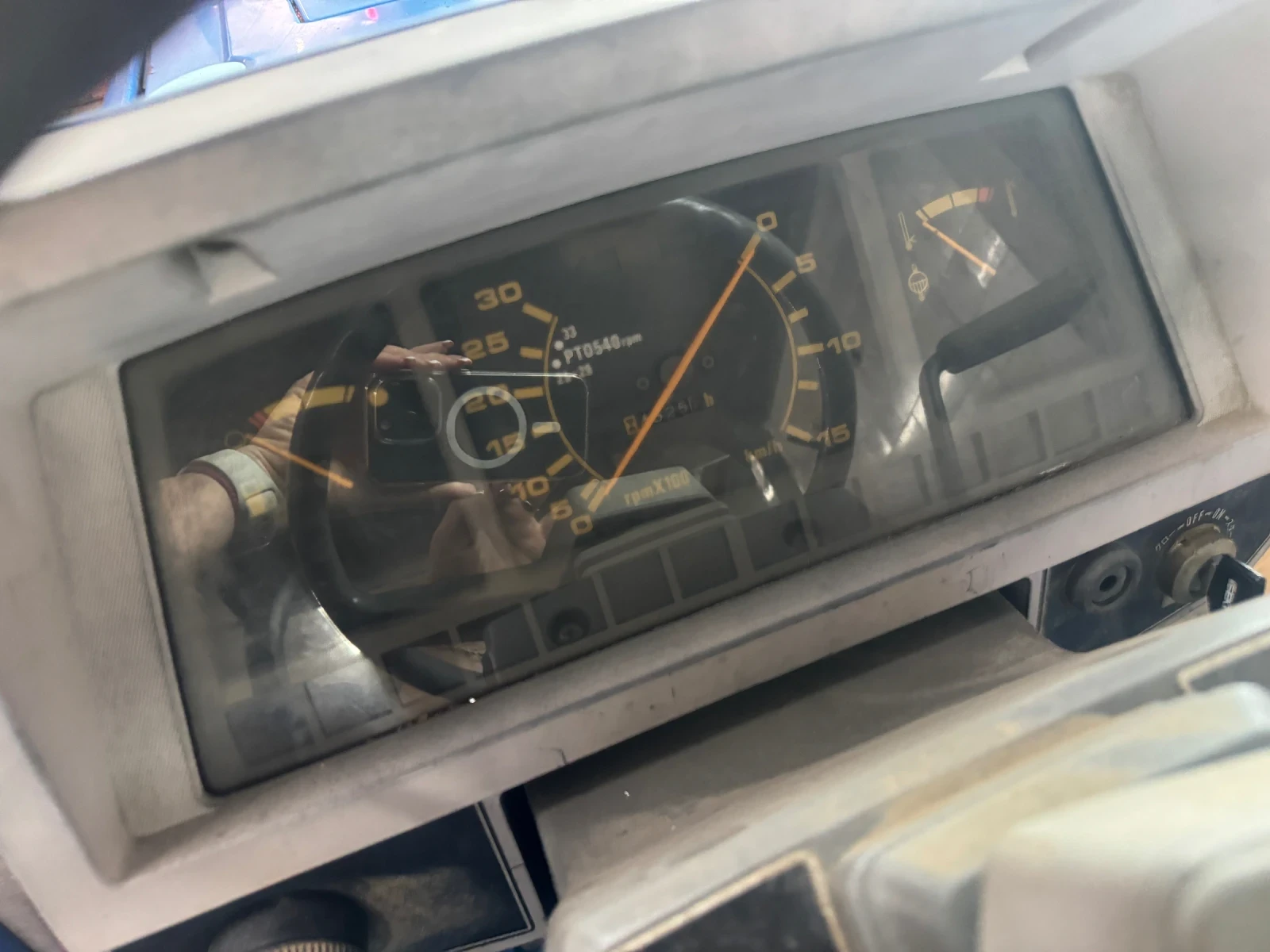 Трактор ISEKI TK33, снимка 6 - Селскостопанска техника - 54211070