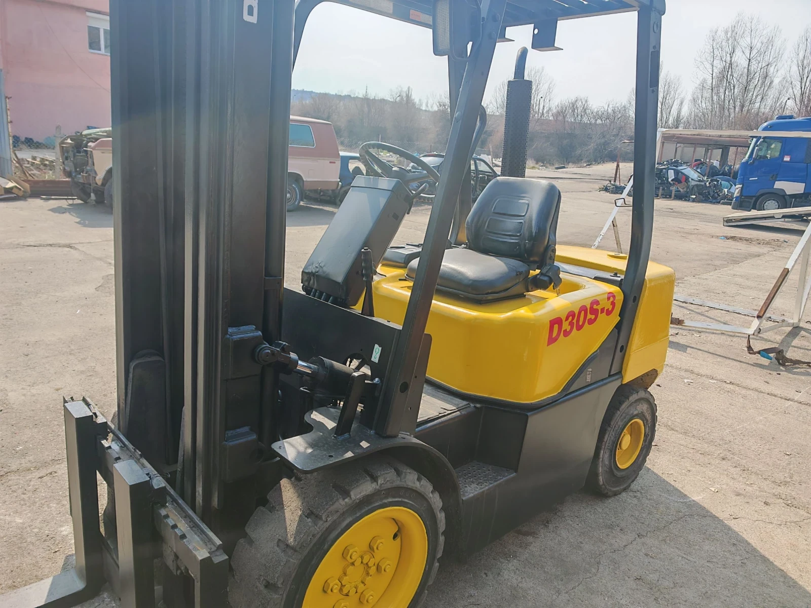 Мотокар DOOSAN Cammins В3.3, снимка 2 - Индустриална техника - 53880492