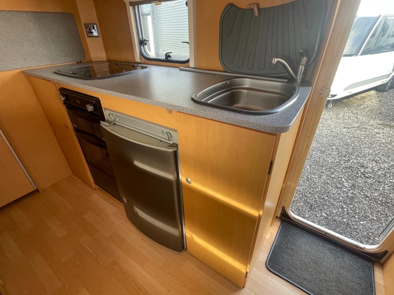 Каравана Bailey Ranger, снимка 8 - Каравани и кемпери - 52488046