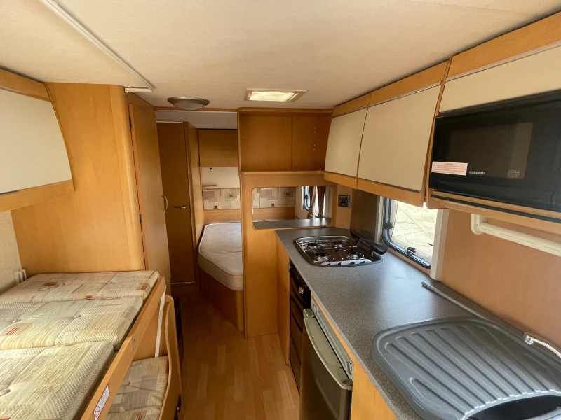 Каравана Bailey Ranger, снимка 4 - Каравани и кемпери - 52488046