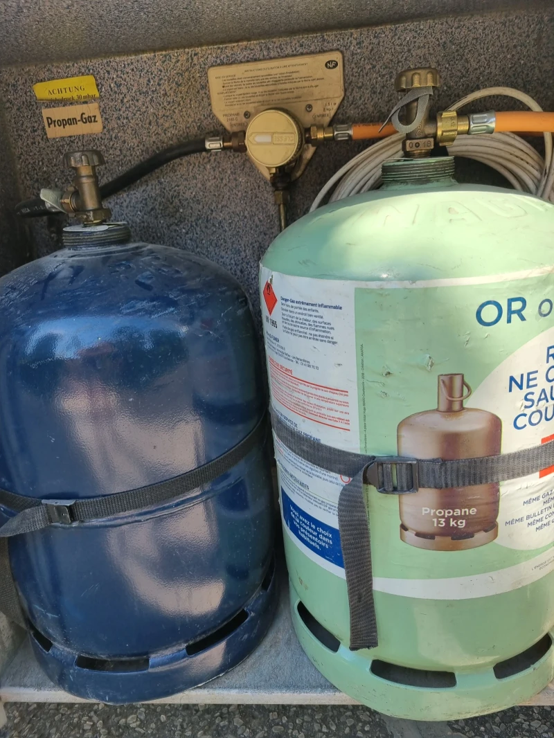 Кемпер Mercedes-Benz, снимка 15 - Каравани и кемпери - 52355687