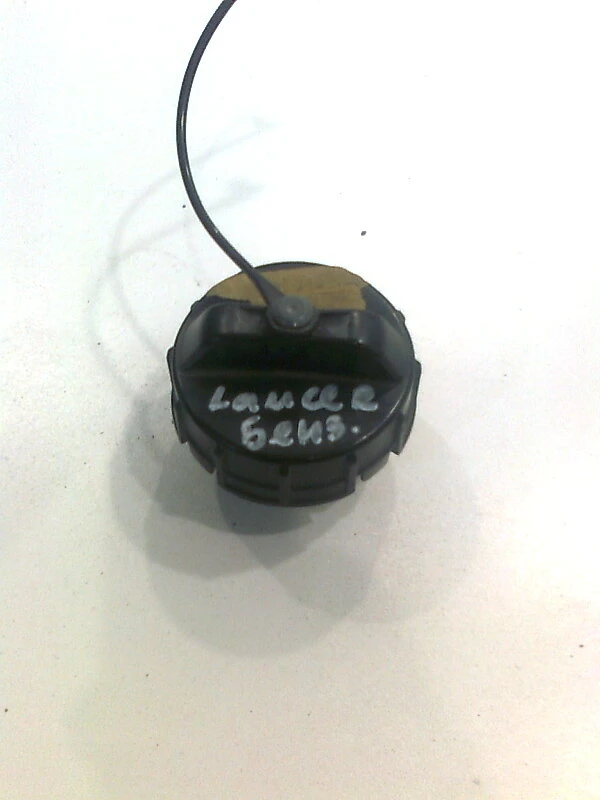 капачка резервоар (вътрешна) за Мицубиши Лансер 2.0 16в