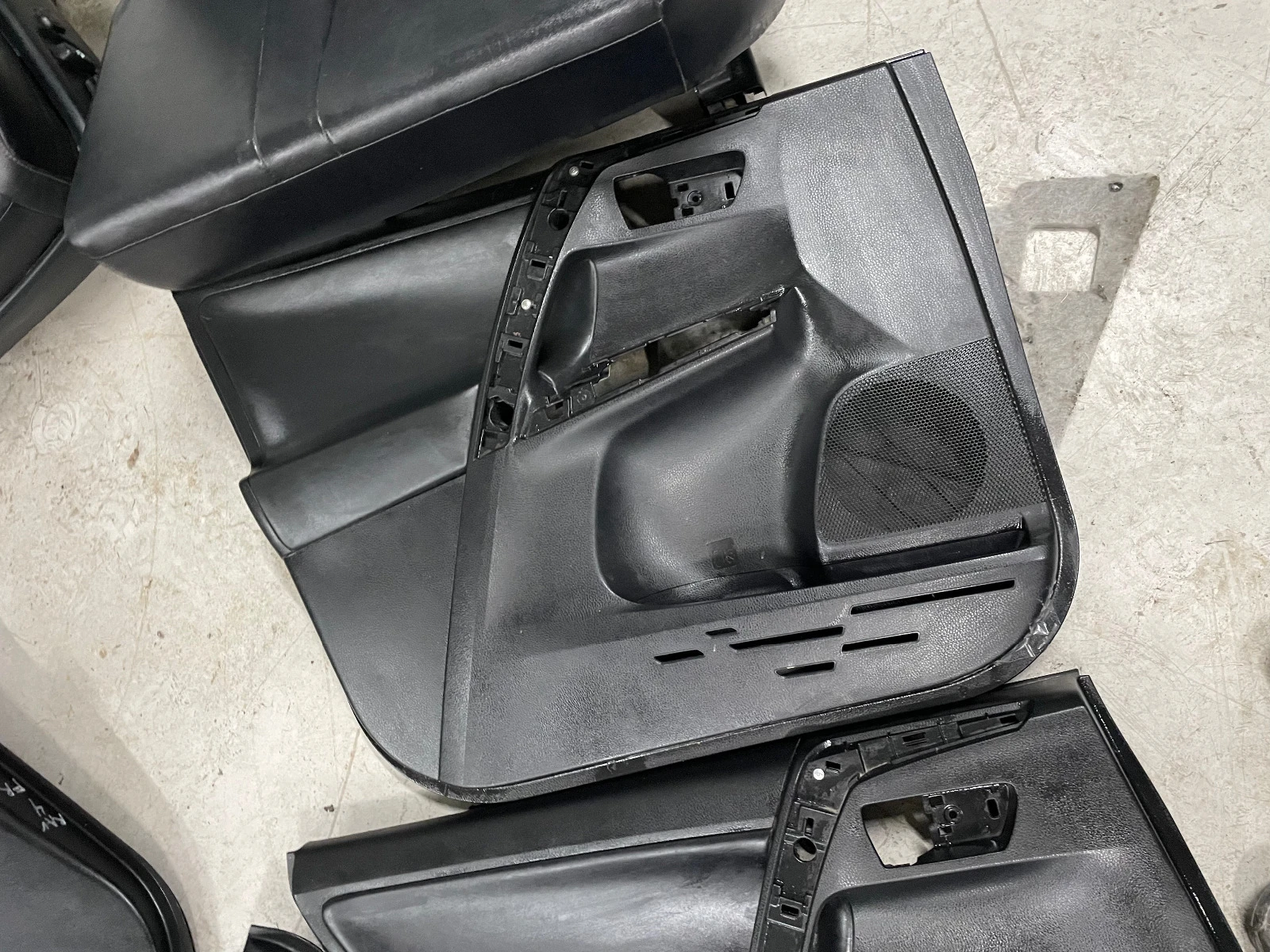     4 2012 - 2016 | Mobile.bg   4