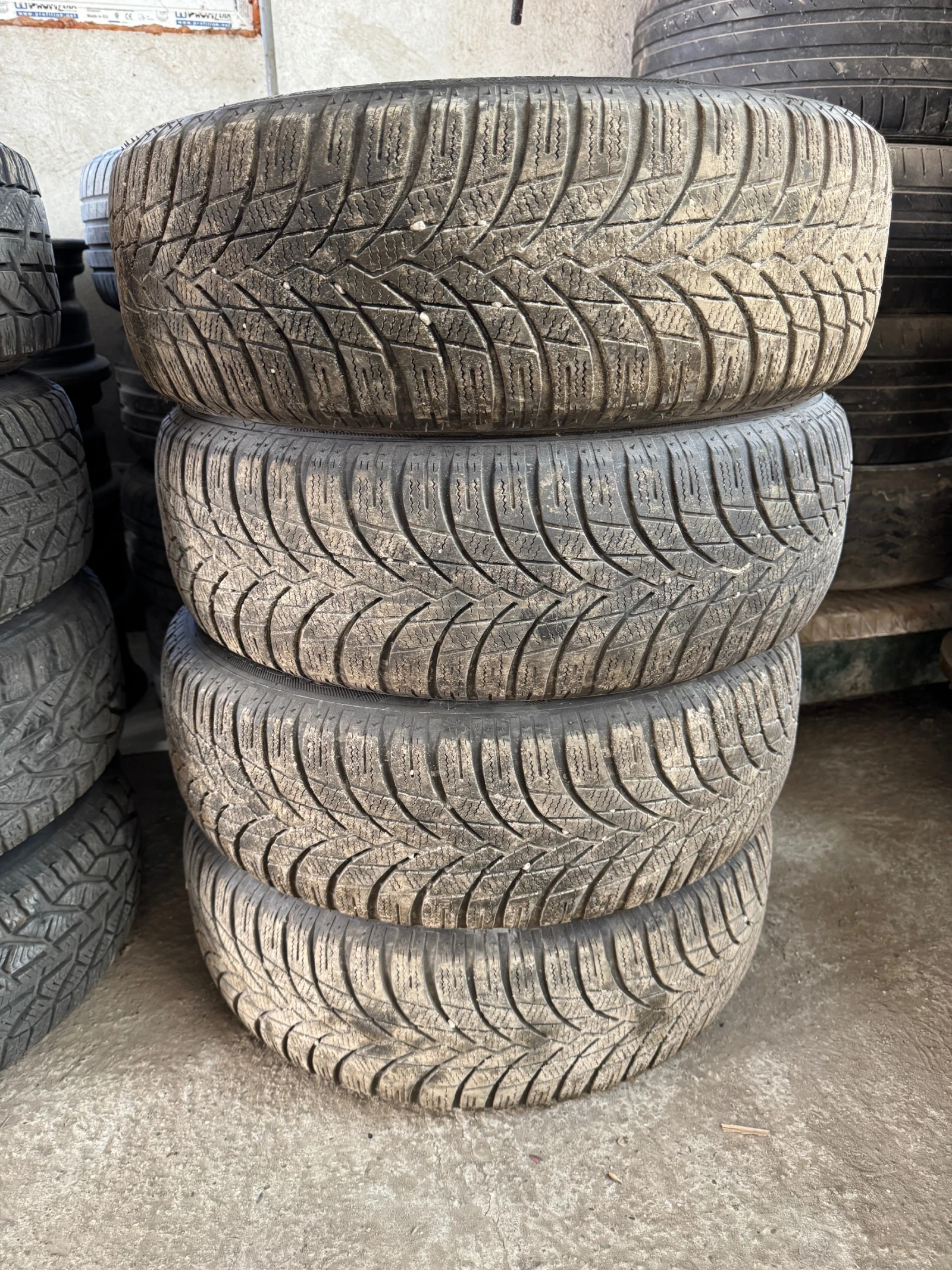 Гуми Всесезонни 195/65R15