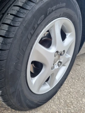 Toyota Corolla verso, снимка 6