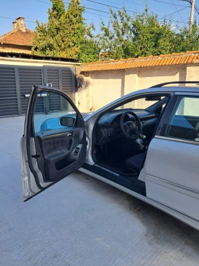 Mercedes-Benz C 220, снимка 6