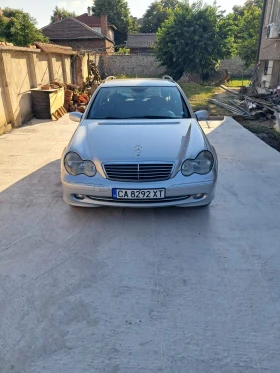 Mercedes-Benz C 220, снимка 2