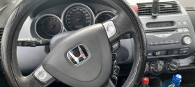 Honda Jazz, снимка 6 - Автомобили и джипове - 45496163