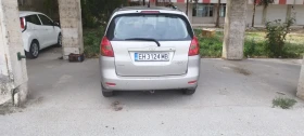 Toyota Corolla verso 2.0 D, снимка 1