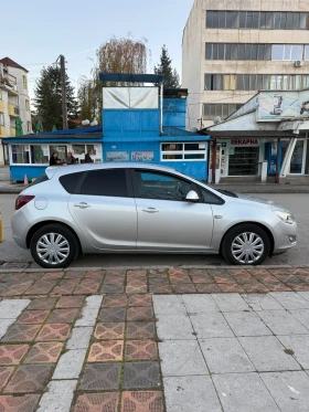 Opel Astra 1.6 , 116к.с., снимка 8 — Bazar.bg Opel Astra 1.6 , 116к.с., снимка 8