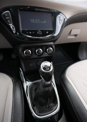 Opel Corsa - 4700 € / 9192.40 лв. - 30306701 13