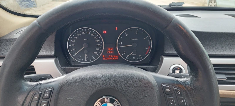 BMW 320 2.0d 163hp , снимка 6 - Автомобили и джипове - 47566547