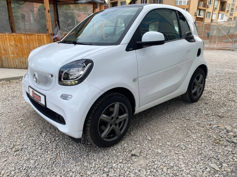 Smart Fortwo 1, 0 АВТОМАТИК* EURO 6B* КЛИМА* LED* BLUETOOTH, снимка 3 - Автомобили и джипове - 46605178