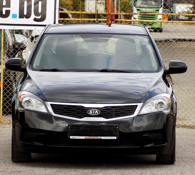 Kia Ceed 1.6CRDi/90к/FACELIFT/РЕАЛНИ КМ, снимка 2 - Автомобили и джипове - 47398515