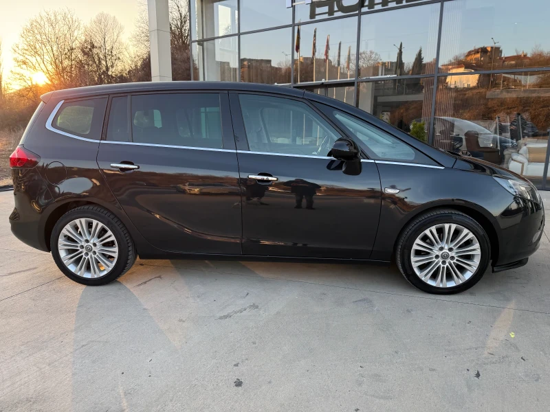 Opel Zafira TOURER 6+ 1 PANORAMA/AMBIENT 2.0, снимка 7 - Автомобили и джипове - 48131394