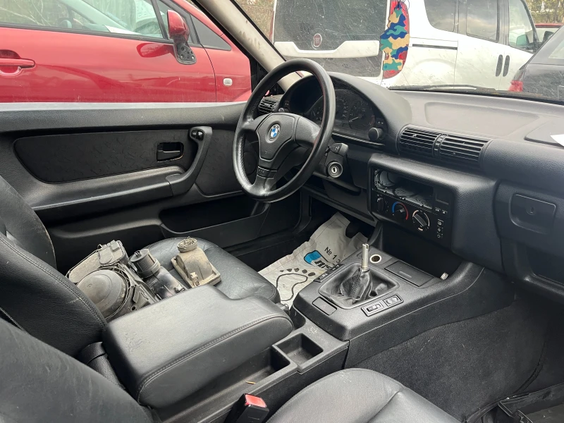 BMW 316 2 броя Е36 Compact, снимка 5 - Автомобили и джипове - 48373595