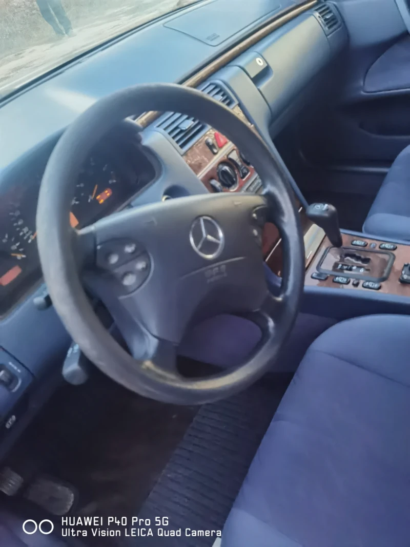 Mercedes-Benz E 270, снимка 6 - Автомобили и джипове - 48590486