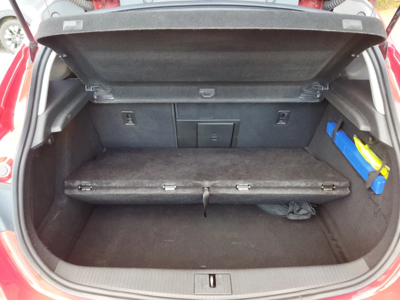 Opel Astra OPC-LINE-SWISS, снимка 13 - Автомобили и джипове - 52166169