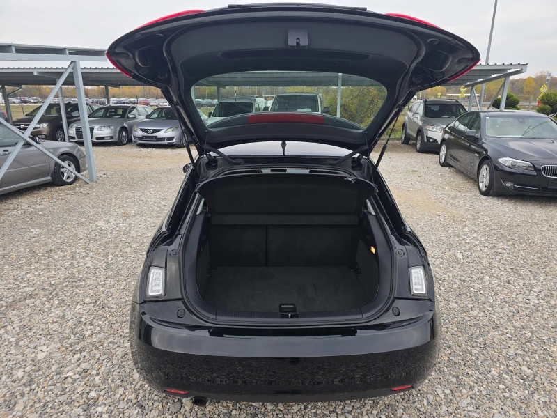 Audi A1 1.6TDI NAVI KLIMATRONIK, снимка 15 - Автомобили и джипове - 52453275