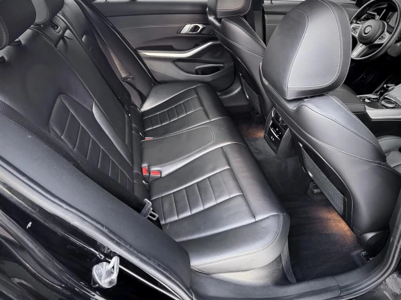BMW 330 xDrive MPACK* ПОДГРЕВ* KEYLESS* CAM* , снимка 10 - Автомобили и джипове - 52705341