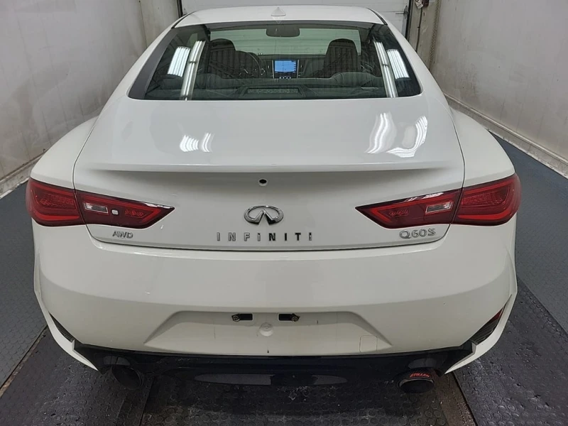 Infiniti Q 3.0t  CARFAX, снимка 4 - Автомобили и джипове - 53083986