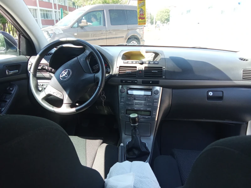 Toyota Avensis, снимка 3 - Автомобили и джипове - 53327236