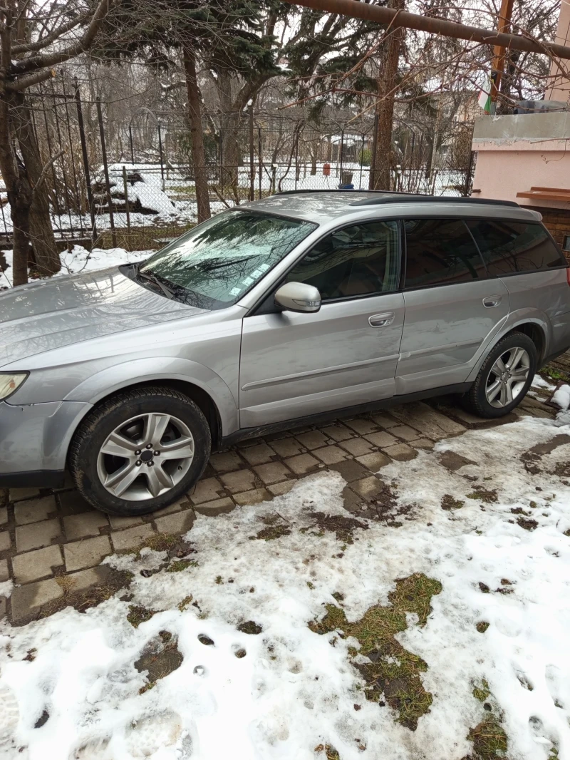 Subaru Outback, снимка 4 - Автомобили и джипове - 53488923