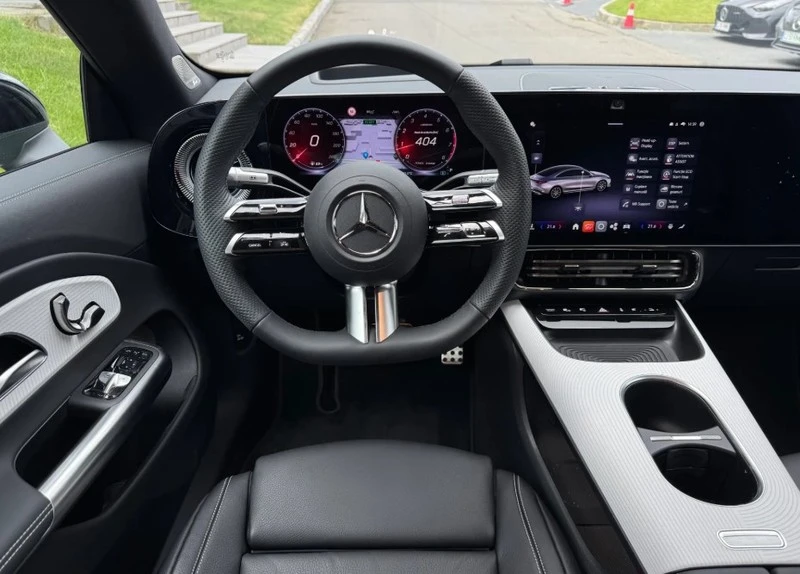 Mercedes-Benz CLA CLA 220 4Matic AMG-Line, снимка 6 - Автомобили и джипове - 56034239