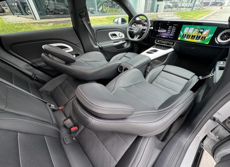 Mercedes-Benz CLA CLA 220 4Matic AMG-Line, снимка 9 - Автомобили и джипове - 56034239