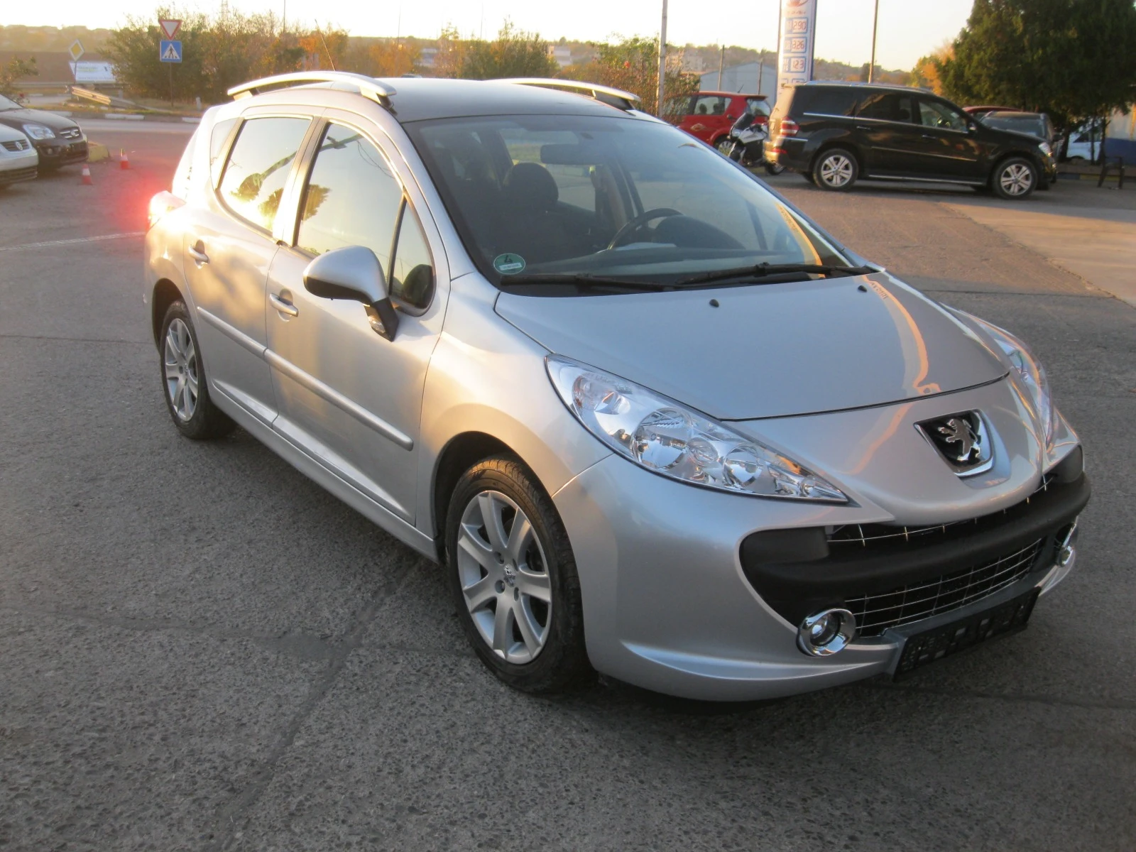 Peugeot 207 SW, снимка 1