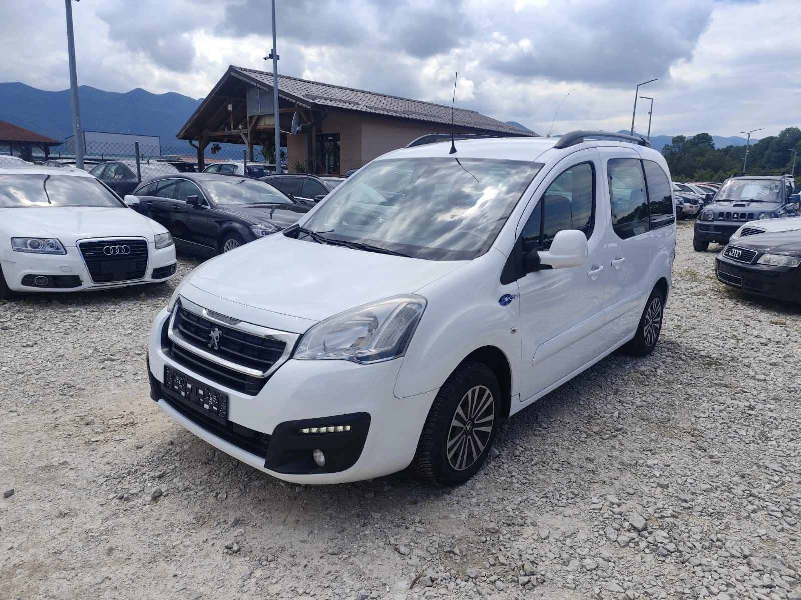 Peugeot Partner 1.6 дизел Италия, снимка 1
