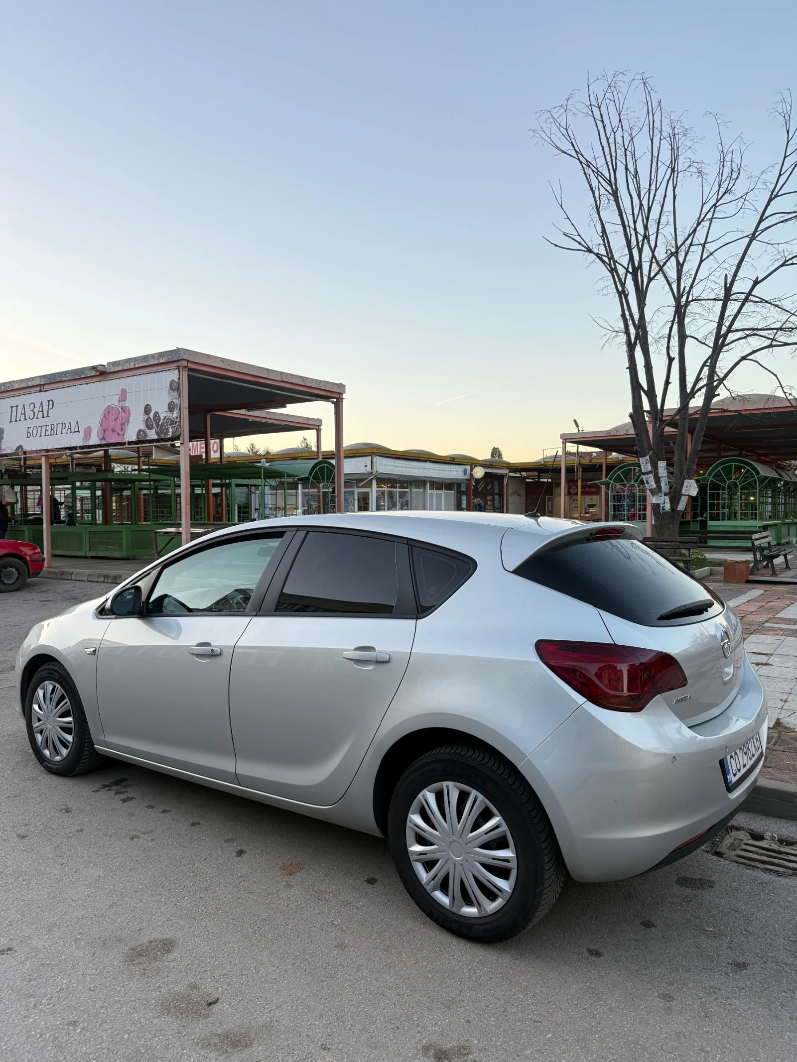 Opel Astra 1.6 , 116к.с., снимка 1